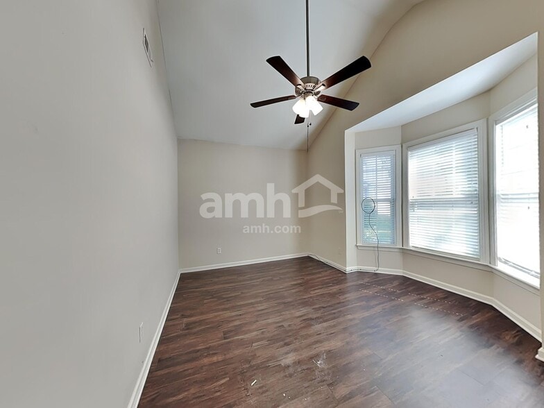 Building Photo - 235 Grand Isle Ct