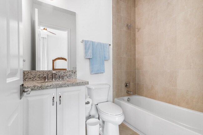 Building Photo - 17297 Ponte Chiasso Dr