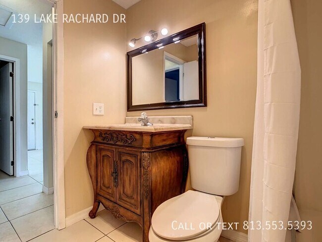 Building Photo - 139 Lake Rachard Dr