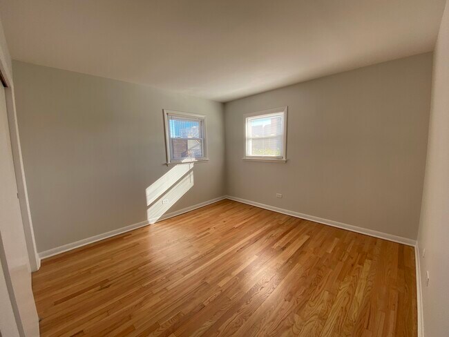 Building Photo - 6148 Willow Creek Dr