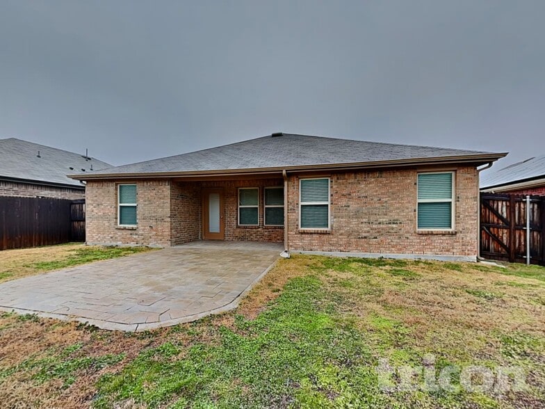 Building Photo - 3334 Everly Dr