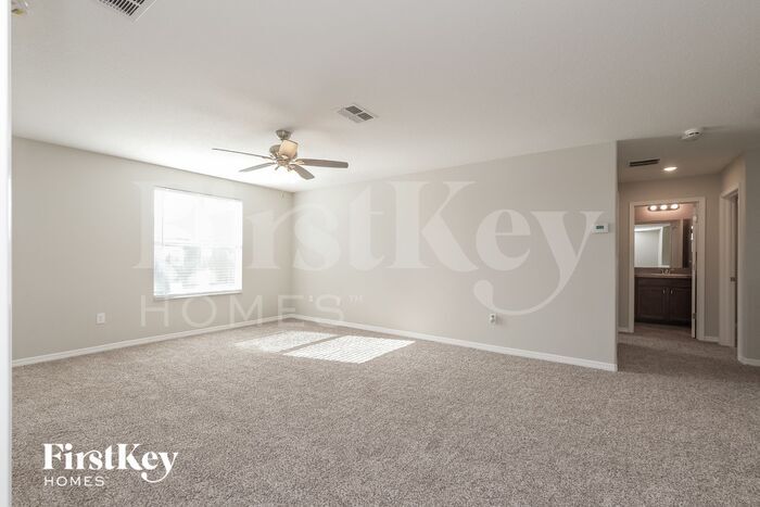 Building Photo - 10833 Kirkwall Port Dr