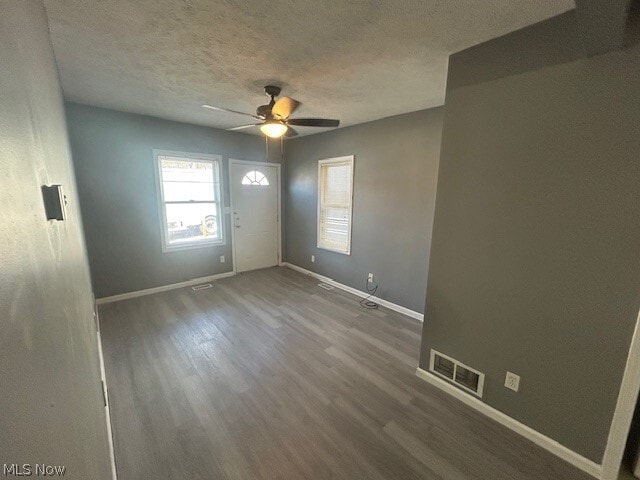 Building Photo - 12224 Fairview Ct