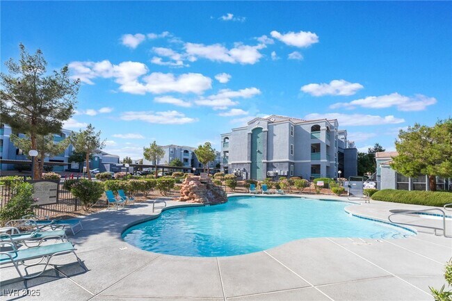 Building Photo - 6955 N Durango Dr