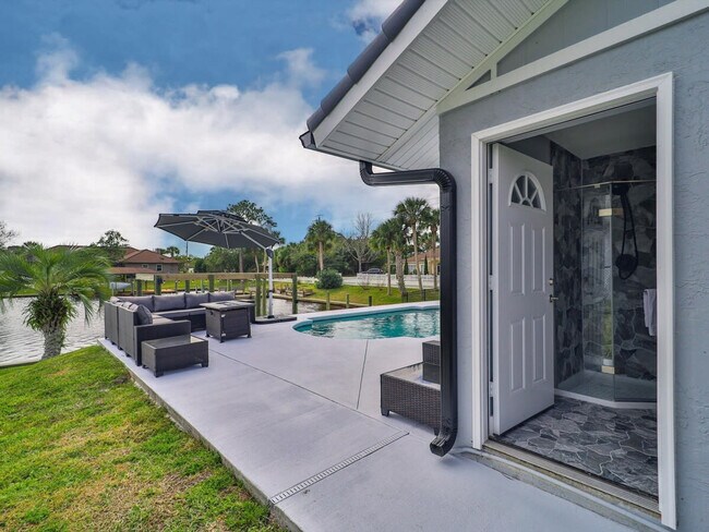 Building Photo - 2 Cedar Ct