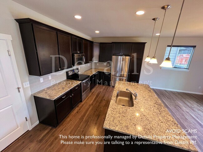 Building Photo - Nice 3 Bedroom Port Orchard Home