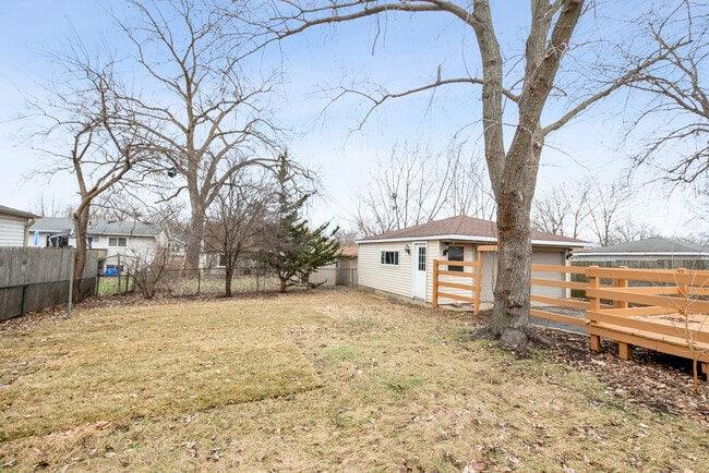 Building Photo - 836 Lily Cache Ln