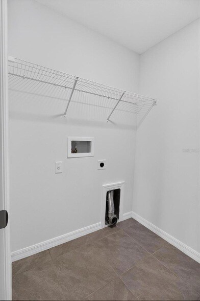 Building Photo - 3084 Living Coral St