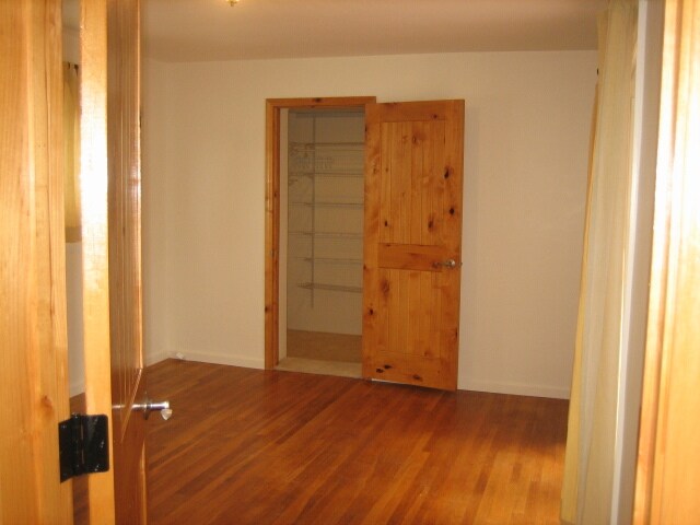Building Photo - 632 Plumer St