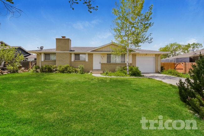 Building Photo - 915 S Tyler Ave