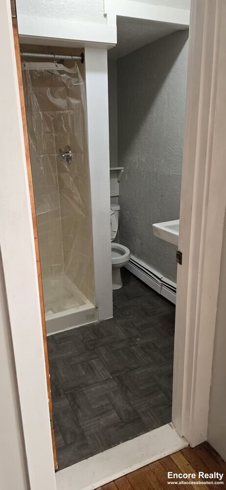 Building Photo - 41 Anderson St