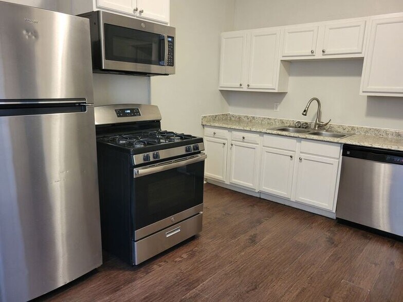 Building Photo - 264 Miller Ave