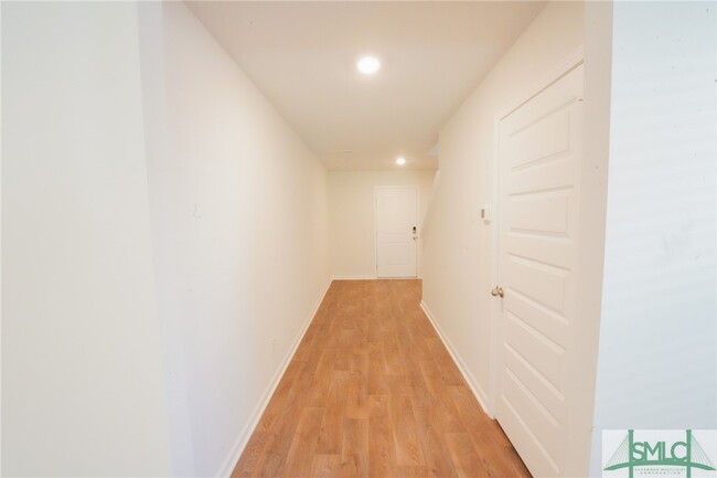 Building Photo - 481 Coconut Dr
