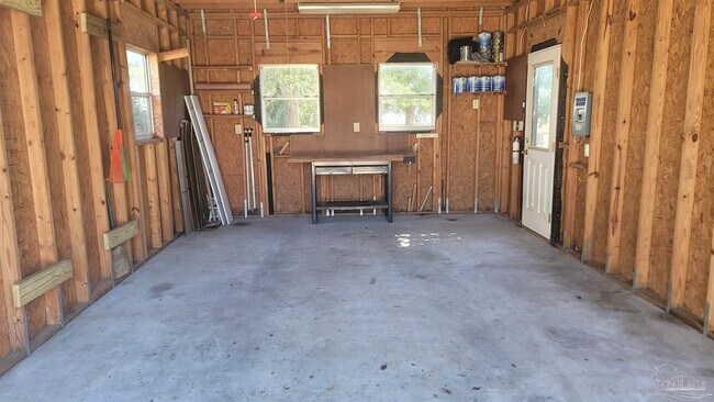 Building Photo - 2520 Magnolia Ave