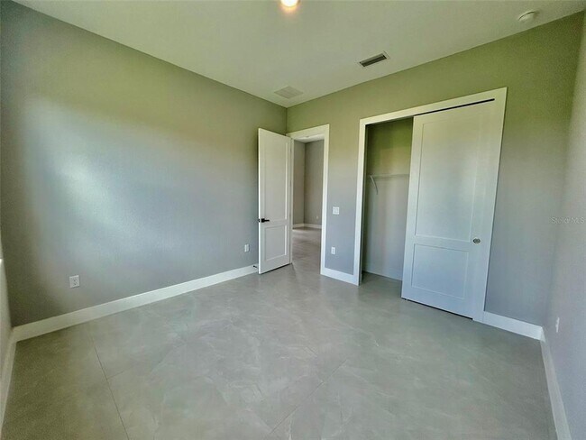 Building Photo - 8147 Tracy Cir