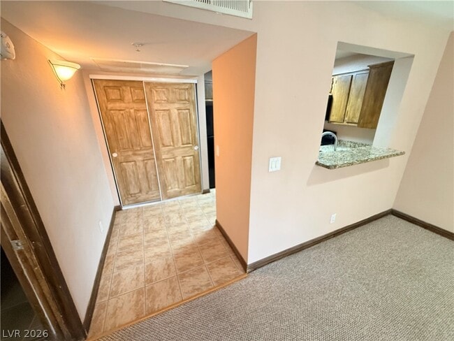 Building Photo - 7730 Secret Shore Dr