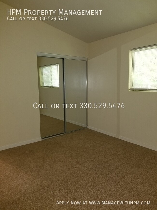 Building Photo - 2365 Newton-