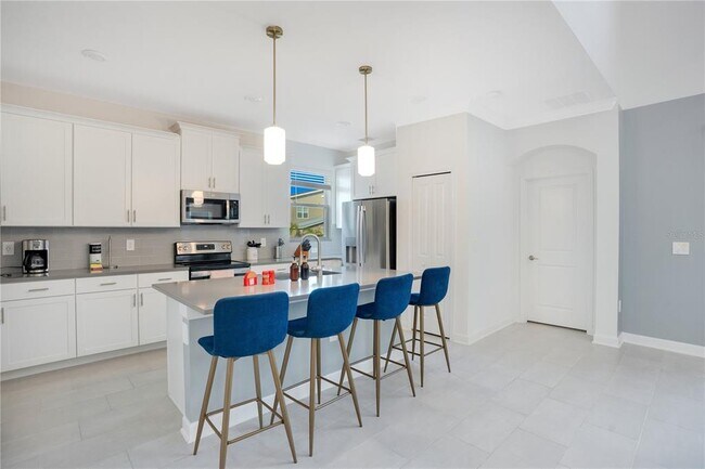 Building Photo - 571 Drop Shot Dr