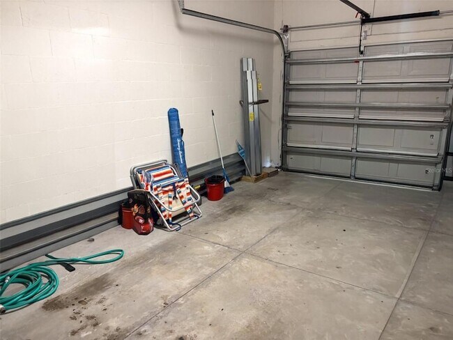 Building Photo - 7079 Woodchase Glen Dr