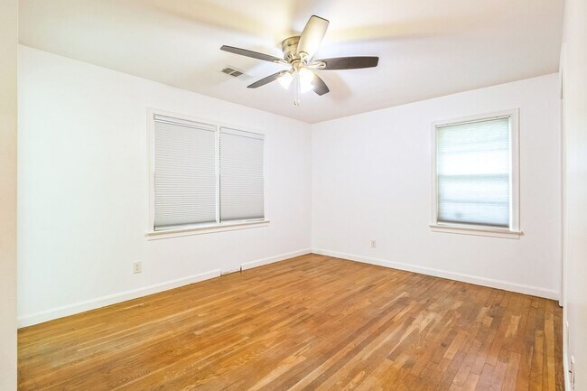 Building Photo - Charming 3BR House in Decatur