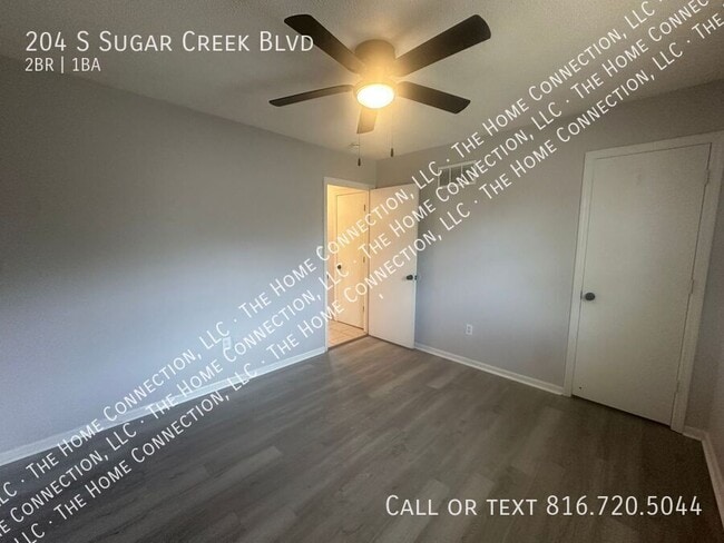 Building Photo - 204 S Sugar Creek Blvd