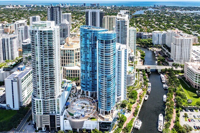 Building Photo - 333 Las Olas Way