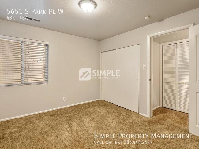 Building Photo - 5651 S Park Pl W