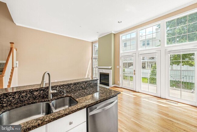 Building Photo - 4022 Dogberry Ln