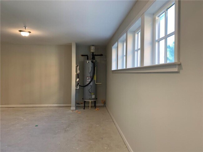 Building Photo - 6428 Canopy Dr