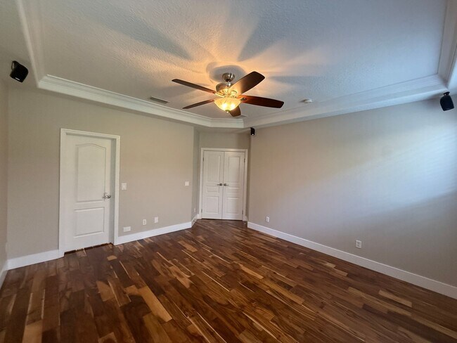Building Photo - Beautiful Single Family Home in Windermere!