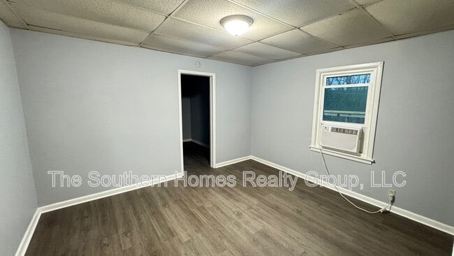 Building Photo - 1113 Knoxville Ave