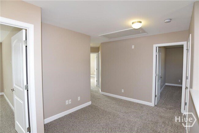 Building Photo - 179 Byron Dr