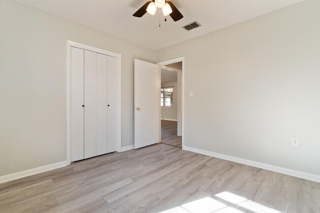 Building Photo - Great Cul-De-Sac Location in Fort Walton B...