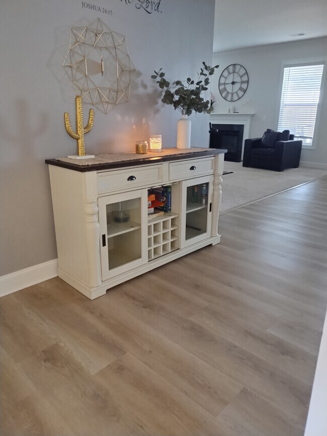 Building Photo - 437 Marietta Ln