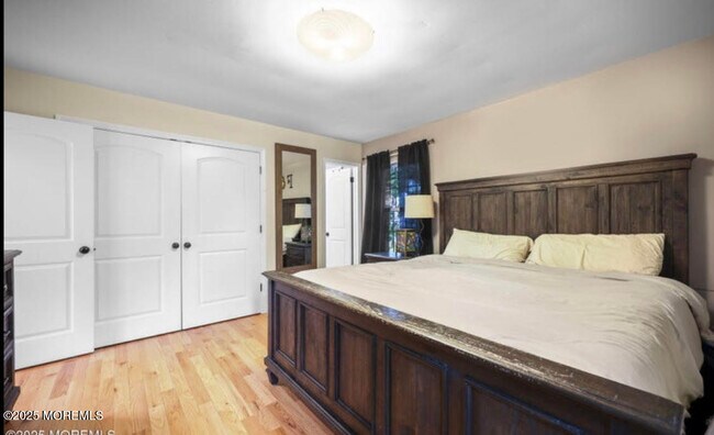 Building Photo - 16 Peachstone Rd