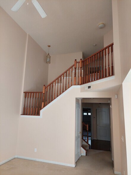Building Photo - 6293 Edgewater Dr