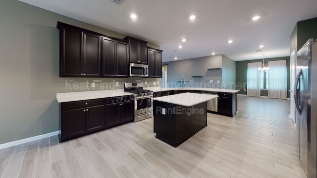 Building Photo - 189 Trumpco Dr