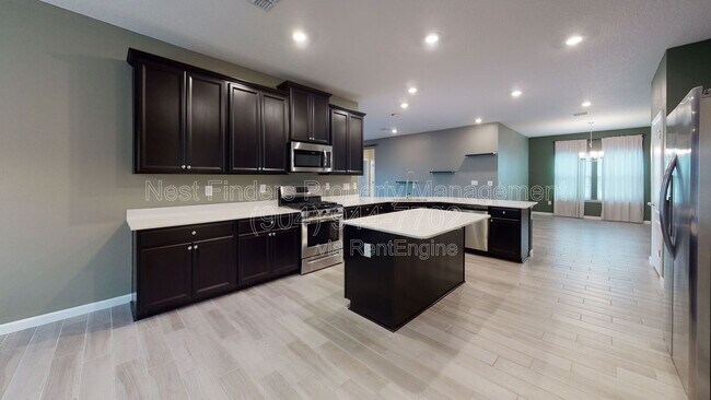 Building Photo - 189 Trumpco Dr