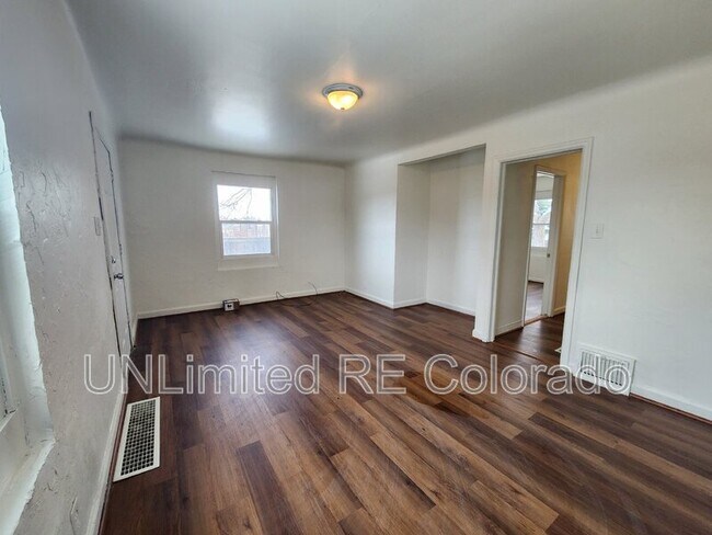 Building Photo - 1460 Kipling St