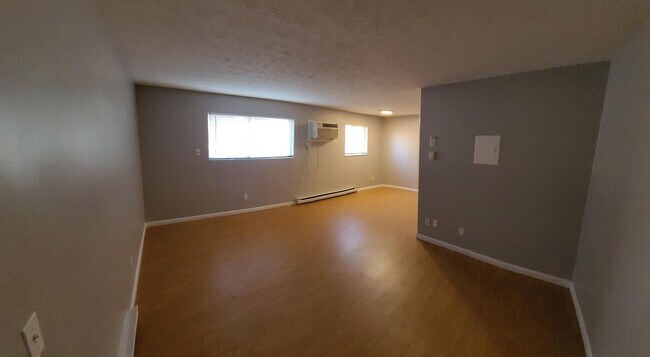 Building Photo - 2812 Price Ave