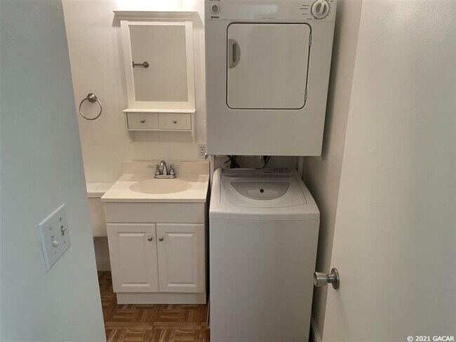 Building Photo - Great Condo In Tumblin Creek