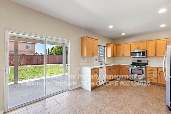 Building Photo - 29055 Emerald Cir