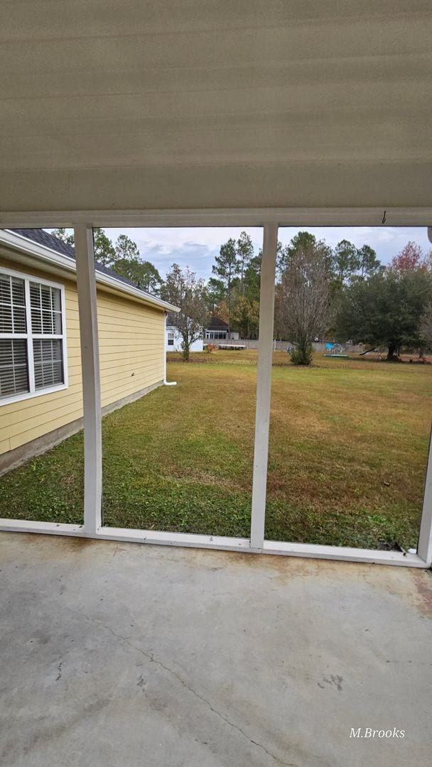 Building Photo - Country living but conveniently located in Kingsgate S/D in North Lowndes County near Moody AFB.