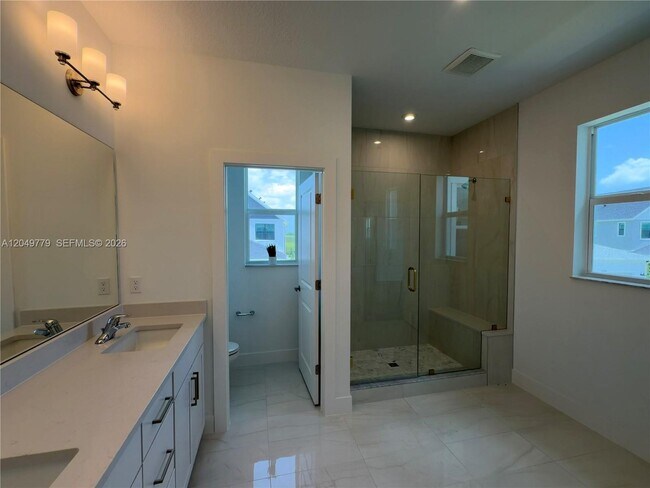 Building Photo - 881 SW Bushel Trl