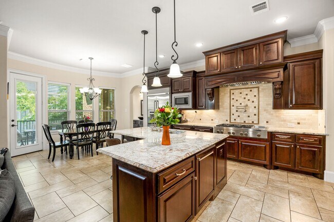 Building Photo - 4302 Meyerwood Dr