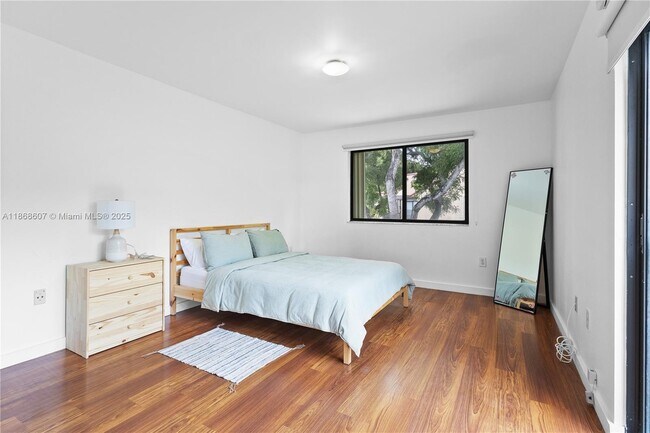 Building Photo - 9946 Costa Del Sol Blvd