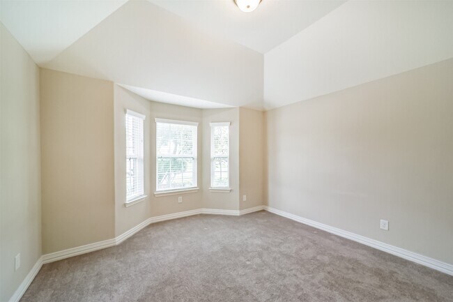 Building Photo - 14711 E Red Bayberry Ct