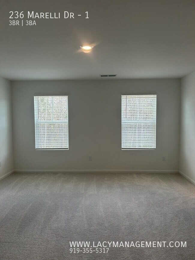 Building Photo - 236 Marelli Dr