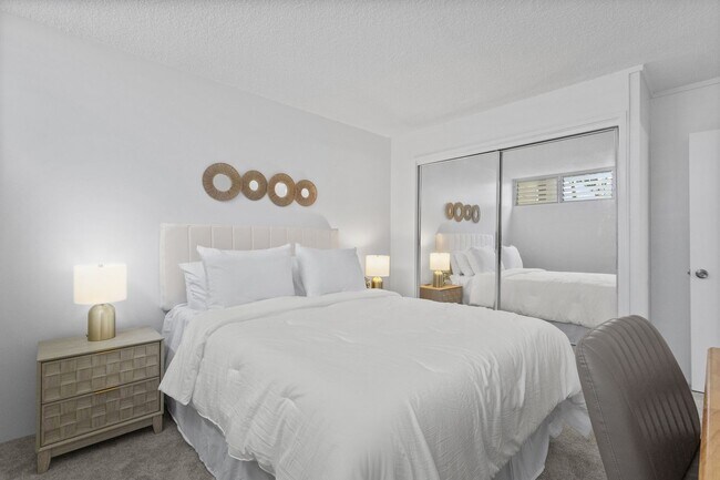 Building Photo - Cozy Island Escape | Near Waikiki & Diamond Head