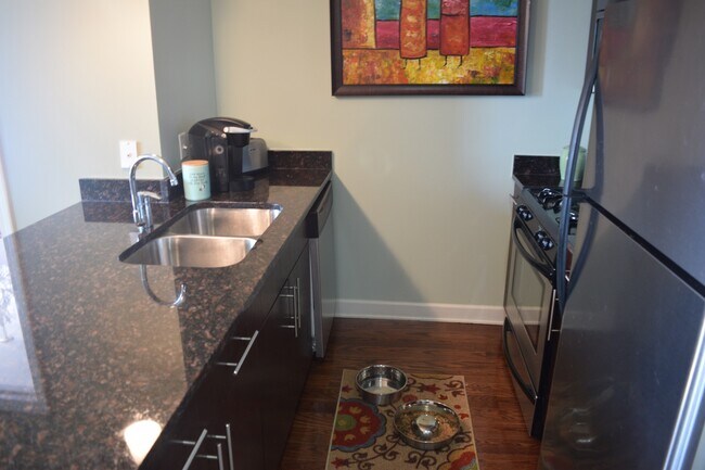 Building Photo - 1400 S Michigan Ave